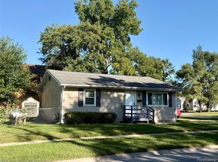 2024 14th St, Port Huron, MI 48060
