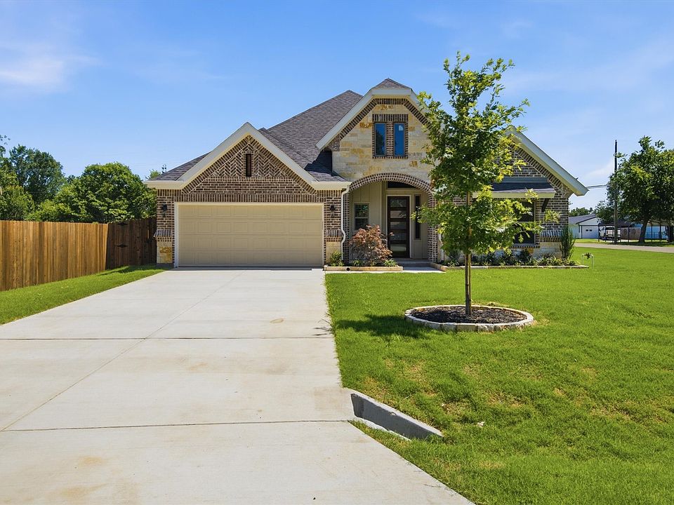 1st image of 1202 Azalea Ln