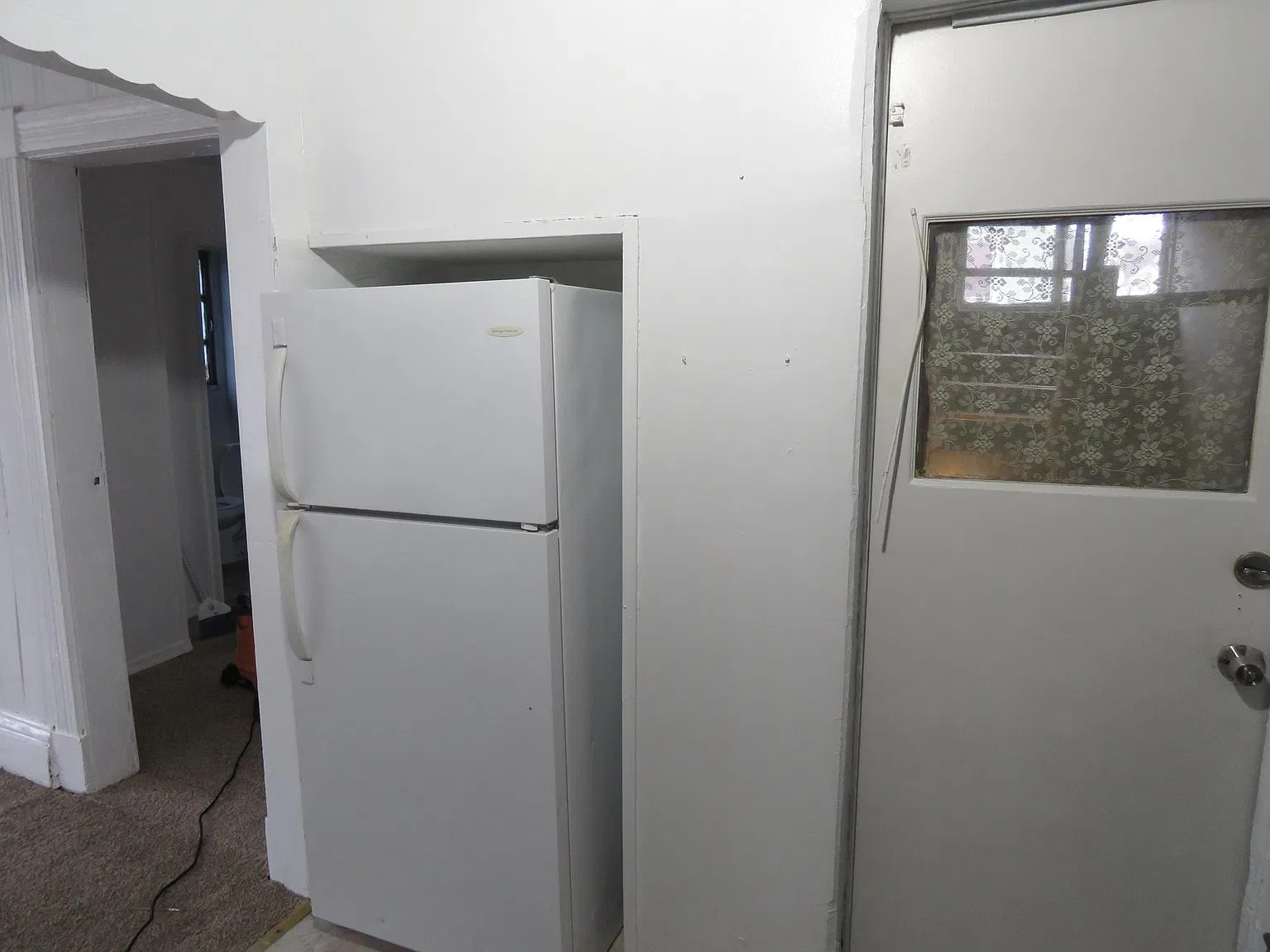 1831 Pierce Ave — Photo 3