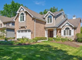 133 Tuttle Ave, Clarendon Hills, IL 60514