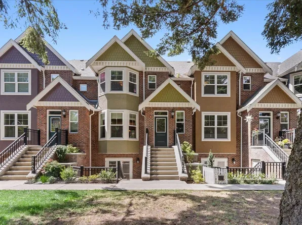 5767 Garrison Blvd, Chilliwack, BC V2R 0S8