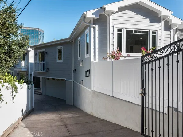 3698 1/2 Fredonia Dr, Los Angeles, CA 90068