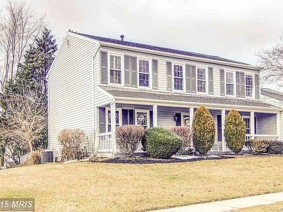 3rd image of 5242 Belle Plains Dr