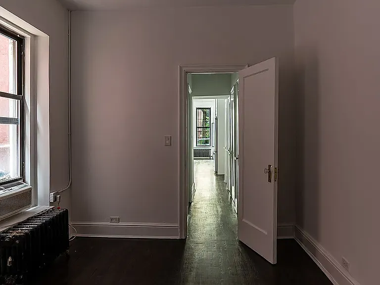 317 E 18th St #1C — Photo 14