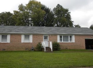 1209 Pleasant Dale Ave, Colonial Heights, VA 23834