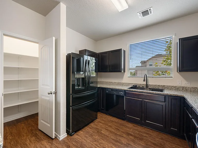 15200 Harkness Pass — Photo 13