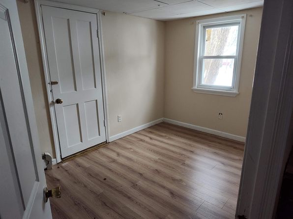 manchester-new-hampshire-74323283 picture