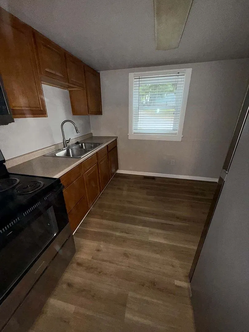1-Bedroom Home with 1.5 Bathrooms, Garage, and Main-Floor Laundry — Photo 4