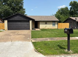 1310 S 38th St, Muskogee, OK 74401