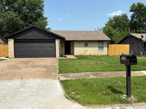 1310 S 38th St, Muskogee, OK 74401