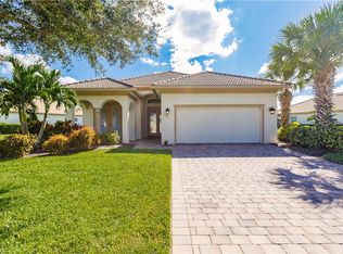 3651 Lakeview Isle Ct, Fort Myers, FL 33905