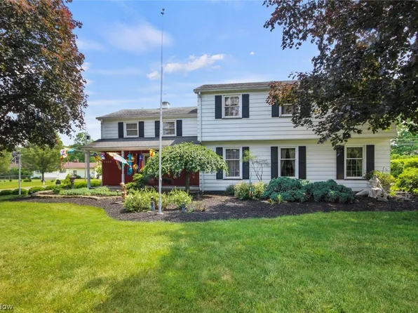 4563 Barrington Dr, Youngstown, OH 44515