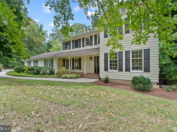 687 Santa Maria Ln, Davidsonville, MD 21035
