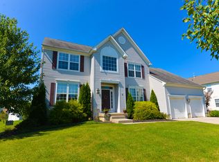 4 Queensberry Ln, Woodstown, NJ 08098