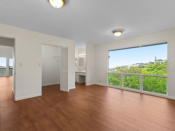 5th image of 2218 Halekoa Dr