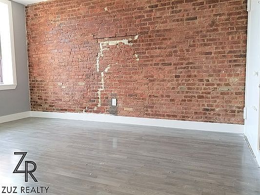 5th image of 1007 President St #1G