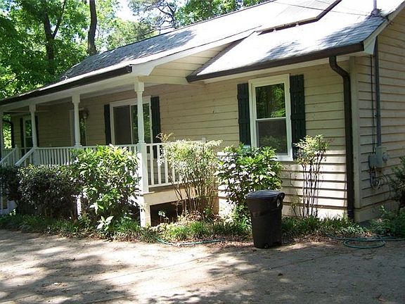 3rd image of 4931 Odell Dr