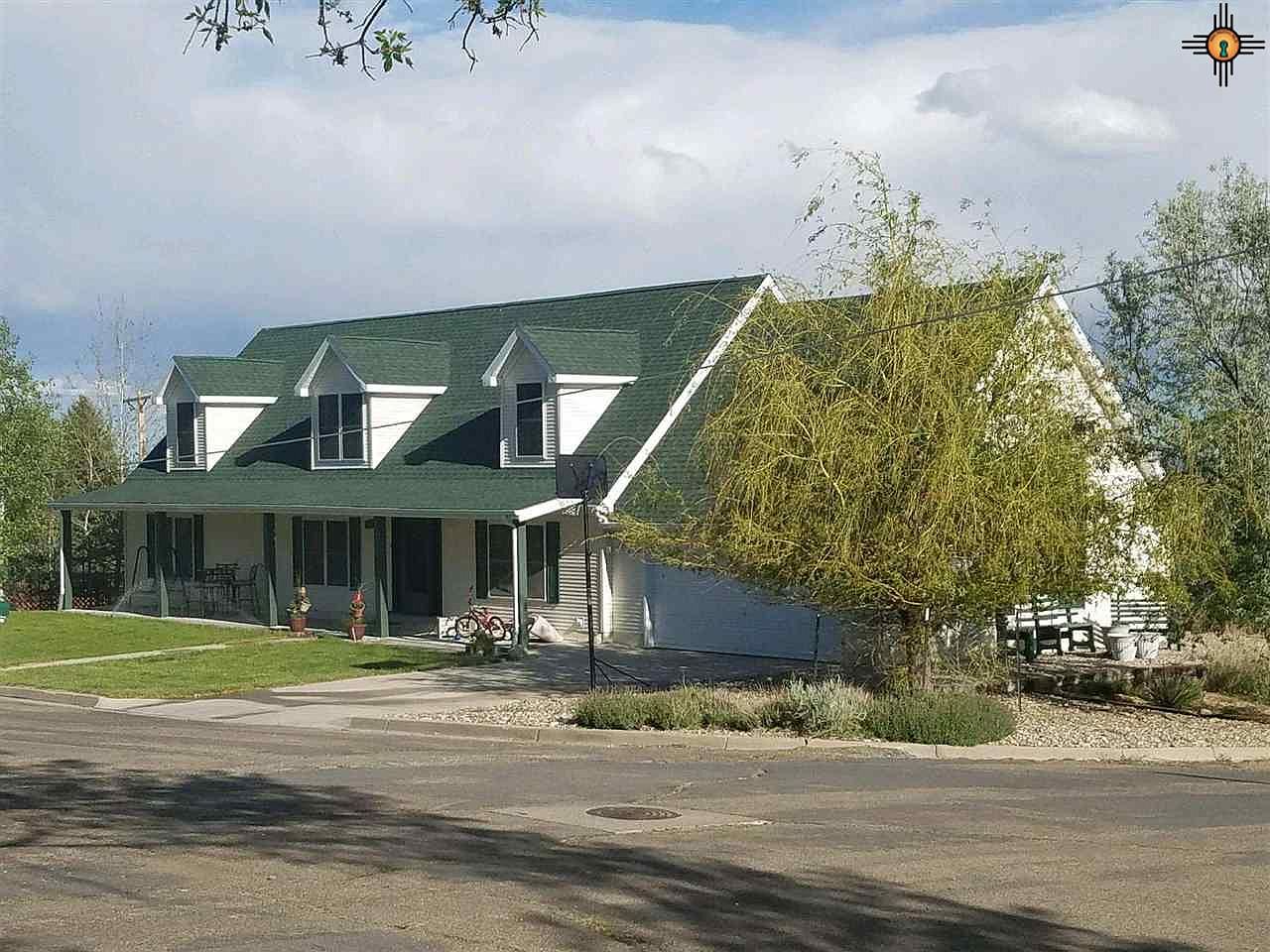 南*ス様 house on the hill S/S Tee (Tile) 10 1145 Hill St, Lower Burrell, PA 15068 | MLS #1705052 | Zillow