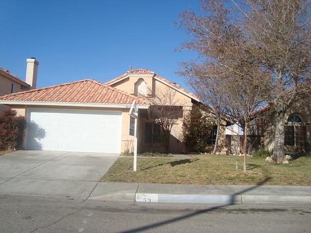 2nd image of 5513 Essex Dr