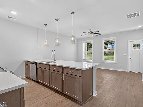 5th image of 210 Maddux St Lot 12