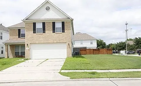 18439 Ranch View Trl — Photo 1
