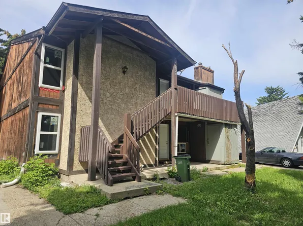 11822 39th St NW, Edmonton, AB T5W 2J5