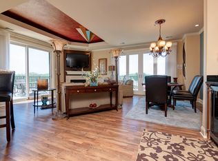 9502 Branson Landing Blvd, Branson, MO 65616