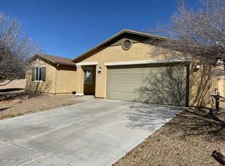8398 W Kittiwake Ln, Tucson, AZ 85757