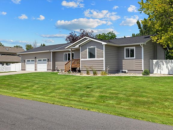 3rd image of 5033 Coneflower Ave