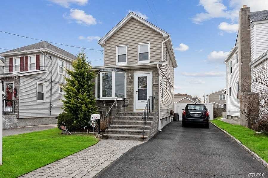 1st image of 9 Davis St