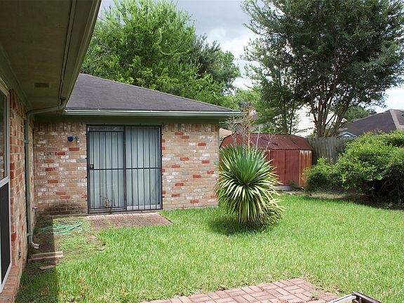2nd image of 7931 Southmeadow Dr