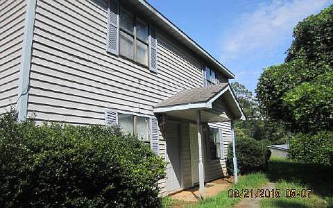 1st image of 104 Woodhaven Dr #B