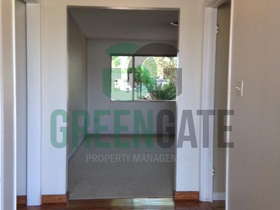 3rd image of 10 Ramona Way
