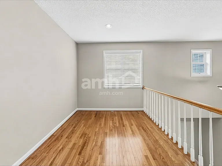 3520 Huntingridge Dr — Photo 10
