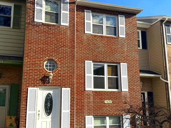 2435 Vineyard Ln, Crofton, MD 21114