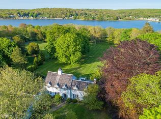 268 Nanaquaket Rd, Tiverton, RI 02878