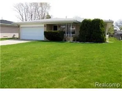 36734 Rowe Dr photo 1