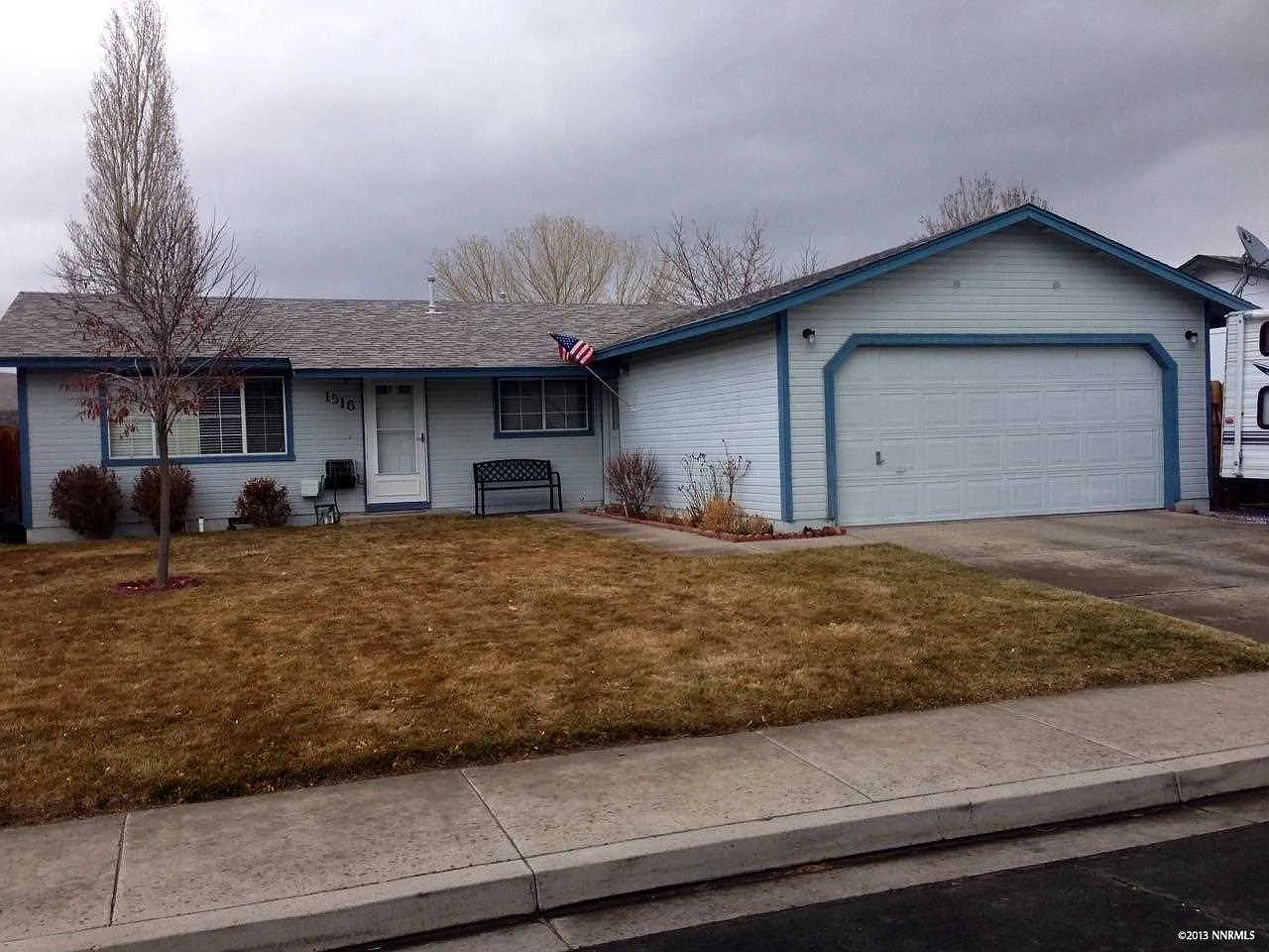 1516 Lindsay Ln photo 1