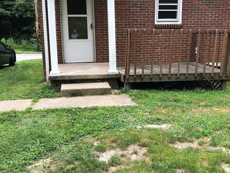 2nd image of 522 N 12th St