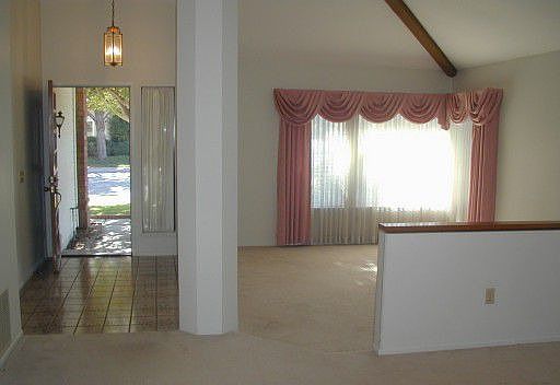 Foyer & Step-Down Living Rm