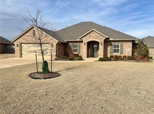 1221 Northridge Cv, Altus, OK 73521