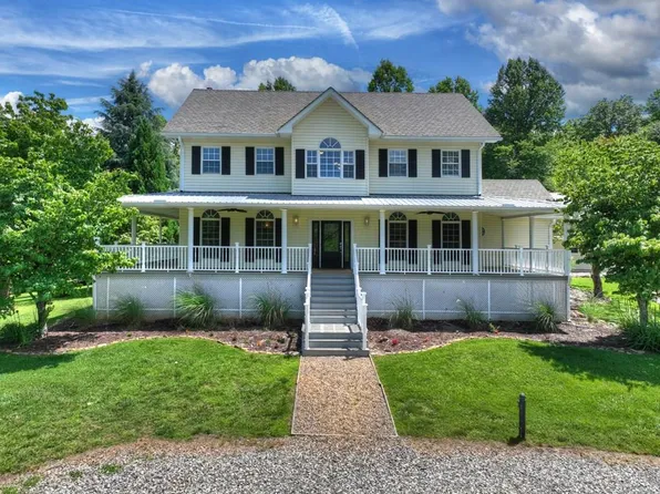 159 Victoria Dr, Blairsville, GA 30512