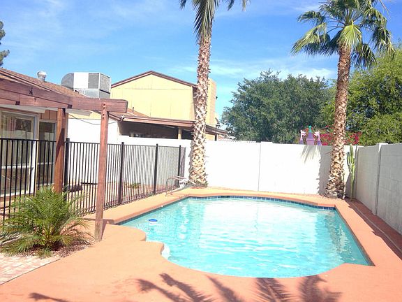 3rd image of 4031 W Harmont Dr