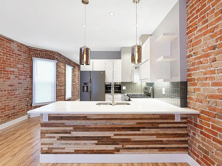 3638 N Williams St — Photo 3