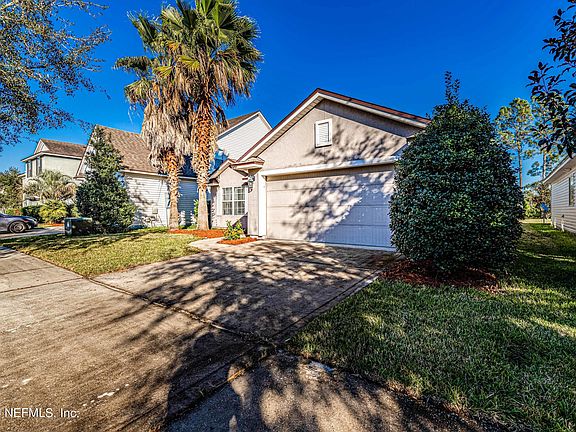 4th image of 651 Sunny Stroll Dr