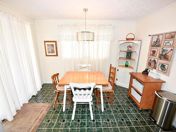 5th image of 56 Elmont Ave