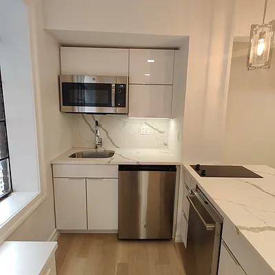 Rented by Palladium Property Group | media 13