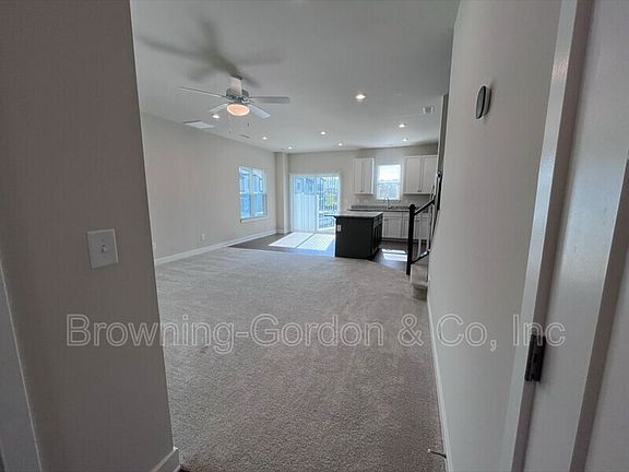 2nd image of 1144 Riverbrook Dr