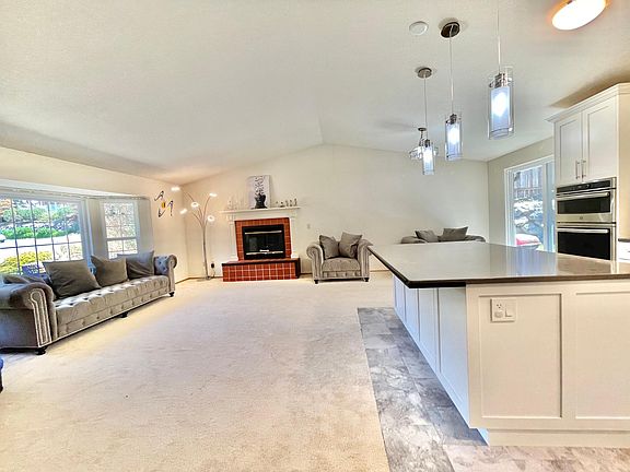 4th image of 14743 NE 178th St