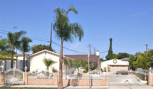 1st image of 20728 Kenwood Ave